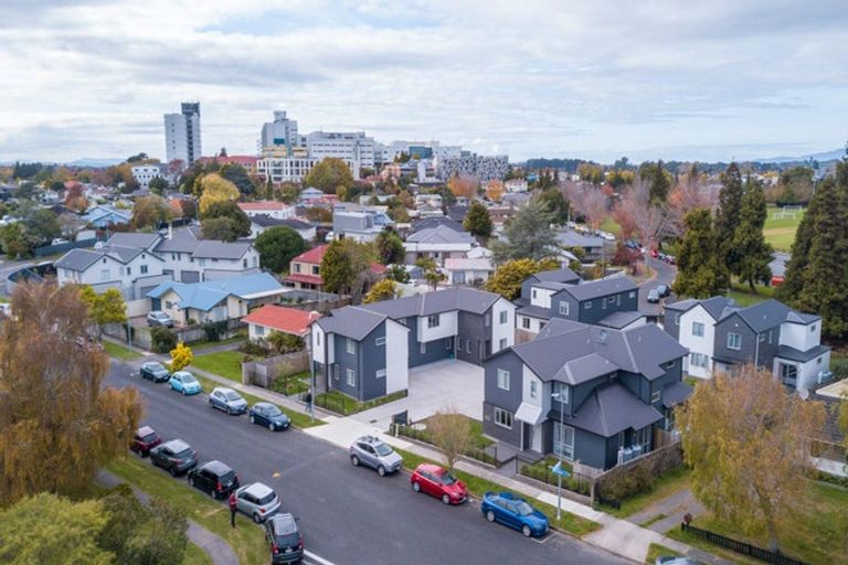 Photo of property in 7u1 Hibiscus Avenue, Hamilton Lake, Hamilton, 3204