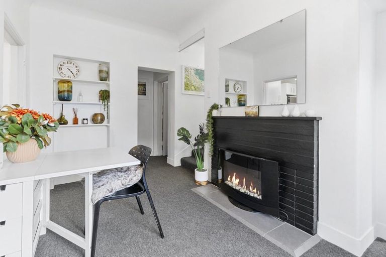 Photo of property in 193u1 The Terrace, Wellington Central, Wellington, 6011