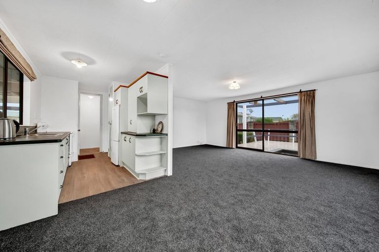 Photo of property in 13 Manuka Place, Hawera, 4610