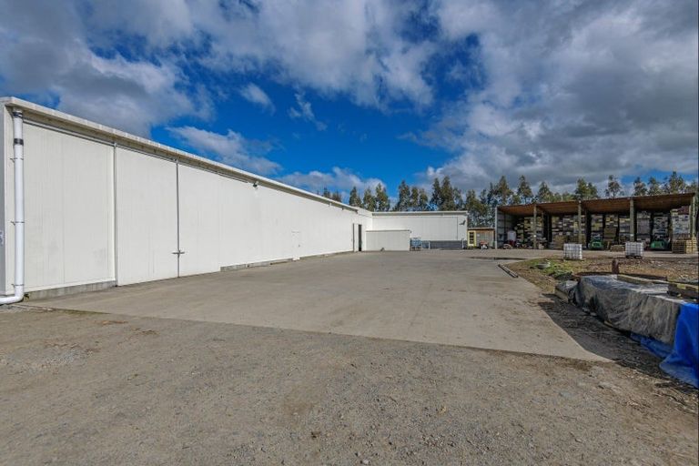 Photo of property in 22 Rowes Road, Hunterville, 4785