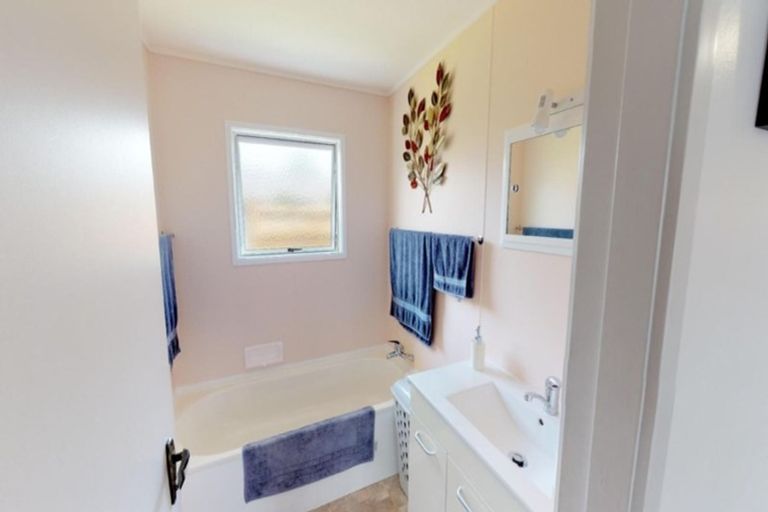 Photo of property in 9 Icarus Place, Sunnybrook, Rotorua, 3015