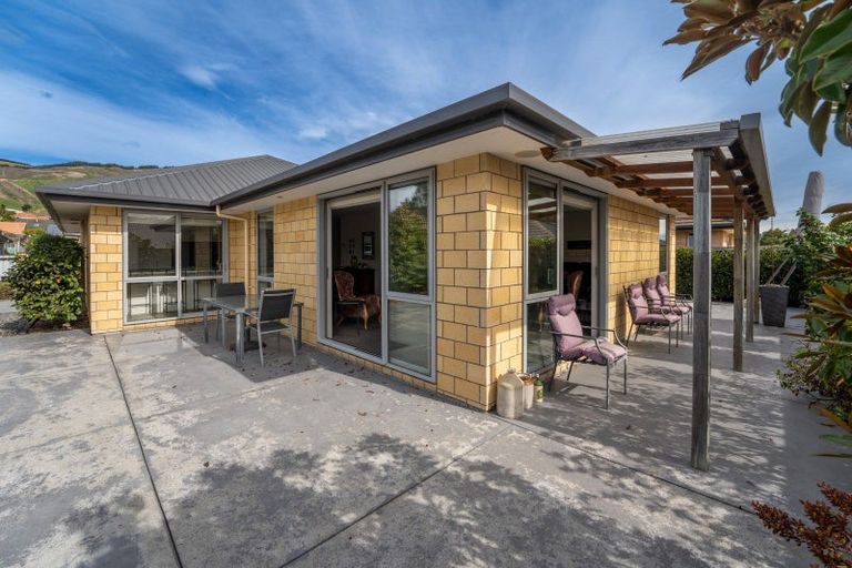 Photo of property in 15a Harriet Court, Richmond, 7020