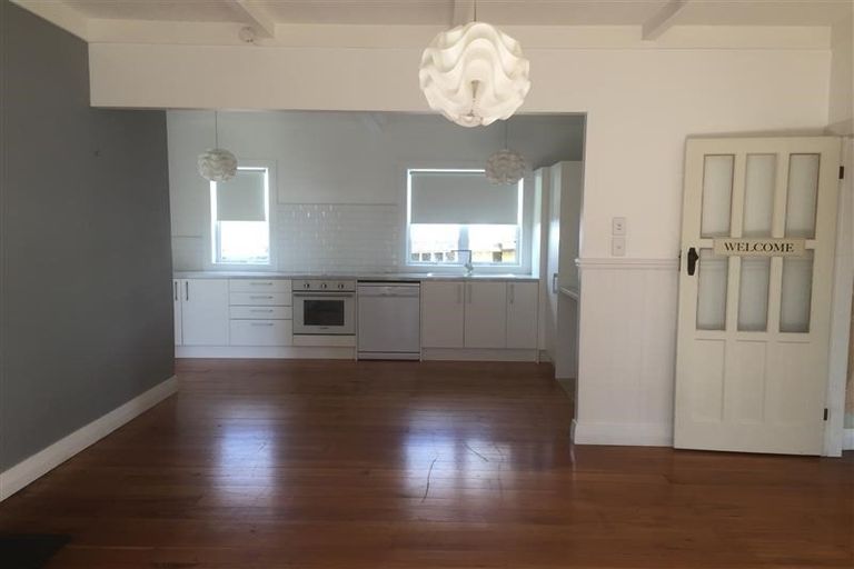 Photo of property in 9 School Road, Tuakau, 2121