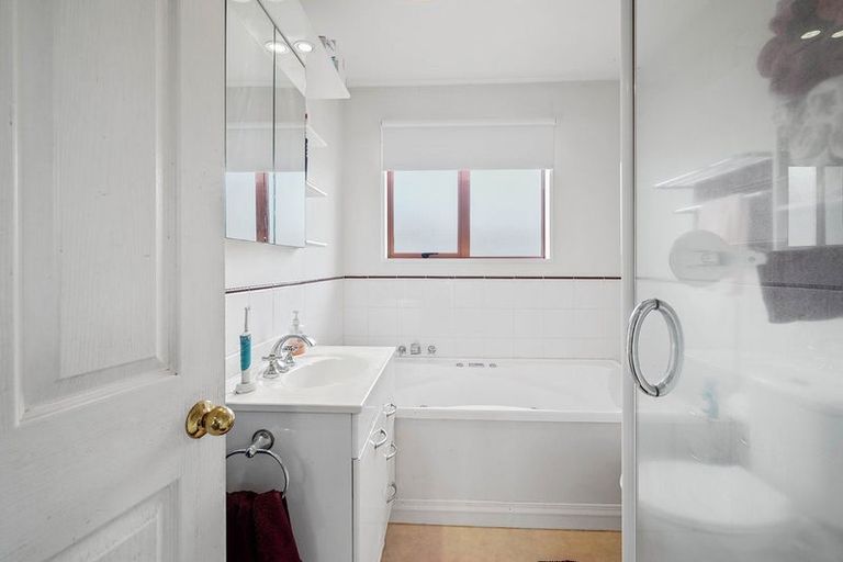 Photo of property in 30 Inwoods Road, Parklands, Christchurch, 8083