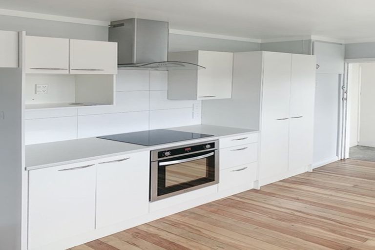 Photo of property in 22a Howard Road, Taradale, Napier, 4112