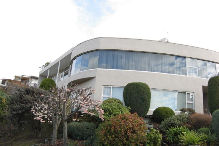 Photo of property in 62 Hensman Road, Queenstown, 9300