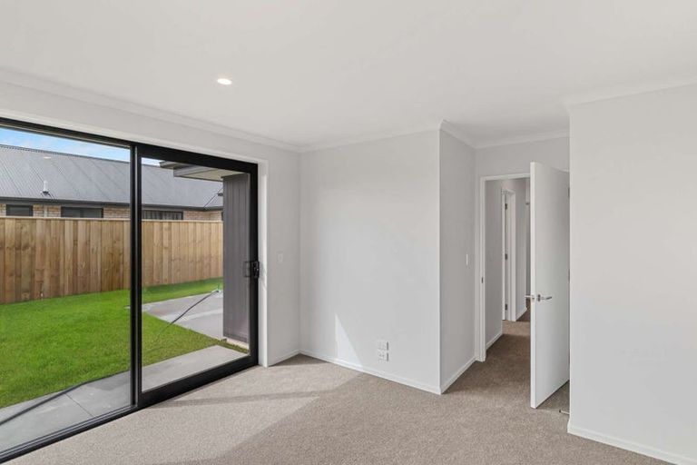 Photo of property in 25 Henshaw Street, Woodend, 7610