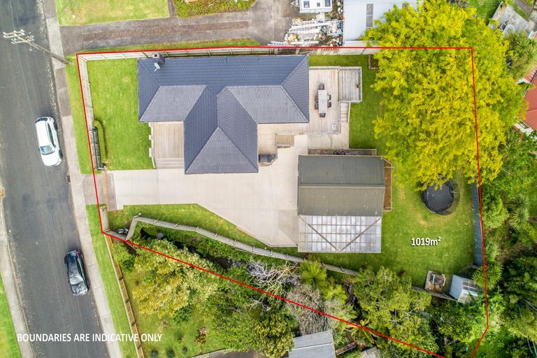 Photo of property in 34 Hallberry Road, Mangere East, Auckland, 2024