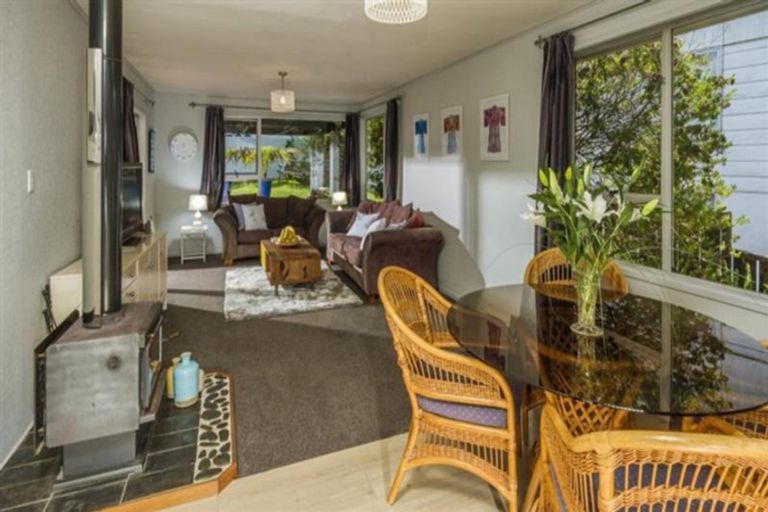 Photo of property in 26 Freya Place, Torbay, Auckland, 0630
