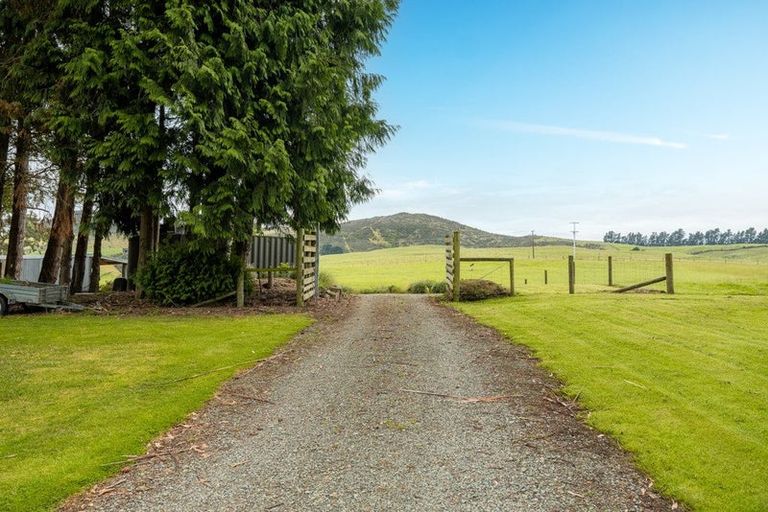 Photo of property in 84 Cover Street, Lumsden, 9730