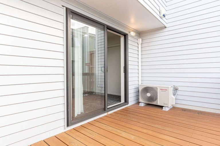 Photo of property in 11 Gordon Place, Newtown, Wellington, 6021