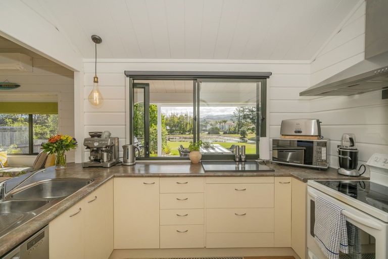 Photo of property in 188 Vista Paku, Pauanui, Hikuai, 3579