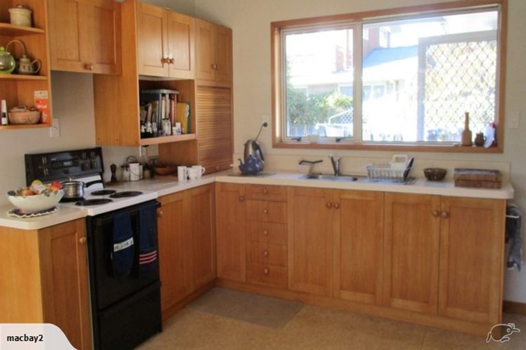 Photo of property in 17 Lascelles Street, Saint Martins, Christchurch, 8022