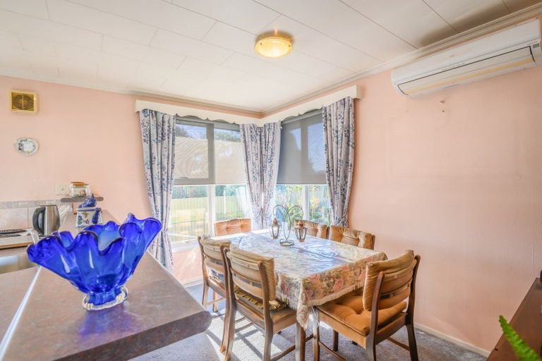 Photo of property in 100 Nottingley Road, Frimley, Hastings, 4120