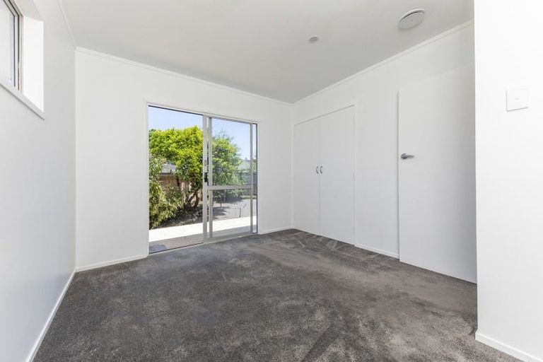 Photo of property in 101 Raglan Street, Mangere East, Auckland, 2024