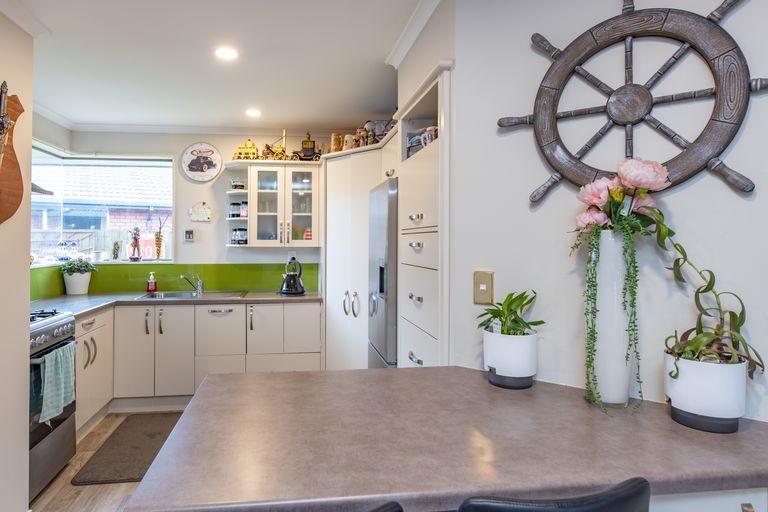 Photo of property in 23 Mcdougal Place, Kaiapoi, 7630