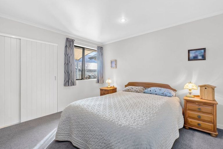 Photo of property in 35 Charles Court, Lake Hawea, Wanaka, 9382