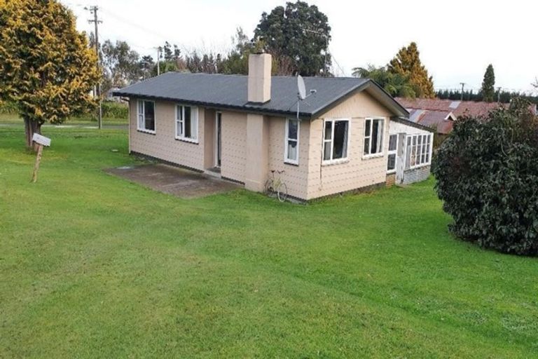 Photo of property in 15 Suther Street, Waverley, 4510