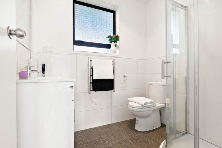 Photo of property in 9 Bernard Street, Papatoetoe, Auckland, 2025