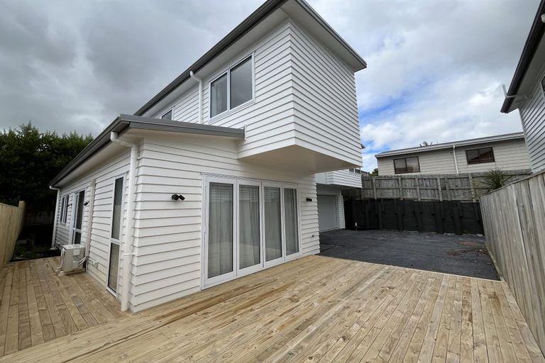 Photo of property in 82d Moore Street, Howick, Auckland, 2014
