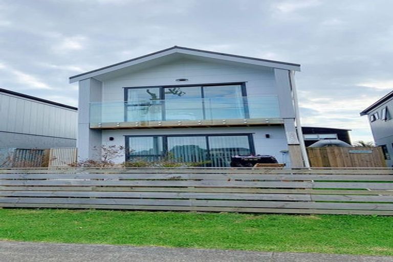 Photo of property in 94b Bay Street, Red Beach, 0932
