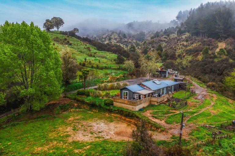 Photo of property in 171 Raurimu Kaitieke Road, Raurimu, Owhango, 3990