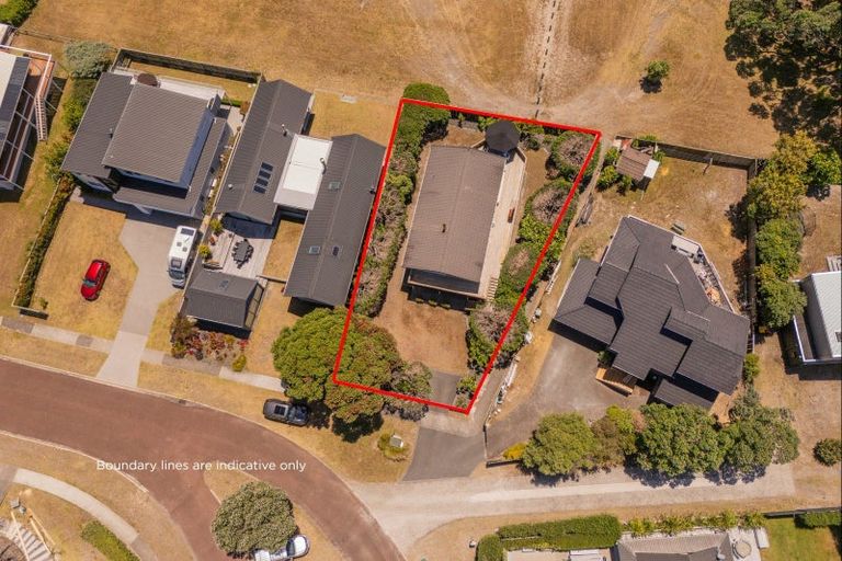Photo of property in 13 Prescott Place, Pauanui, Hikuai, 3579
