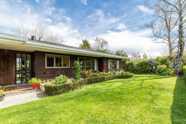 Photo of property in 210 Frimley Road, Frimley, Hastings, 4120