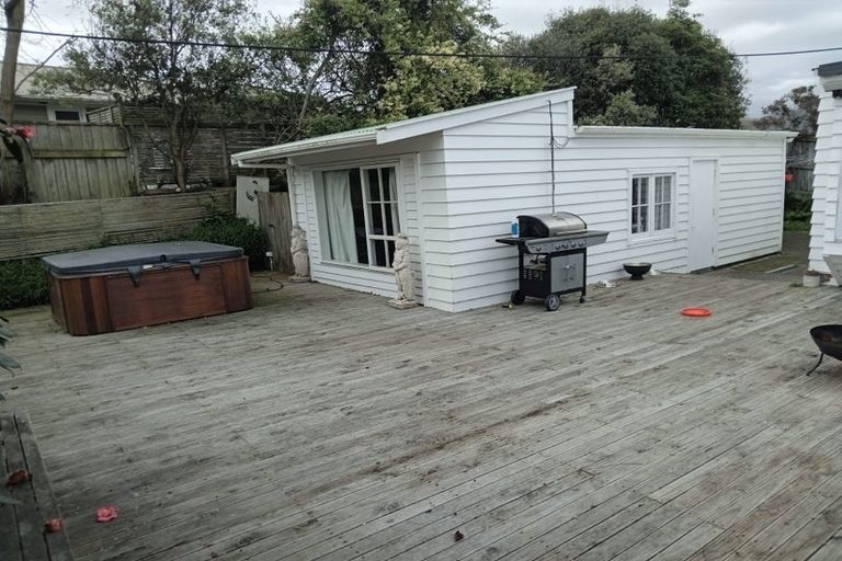 Photo of property in 34 Anaru Street, Raumati Beach, Paraparaumu, 5032