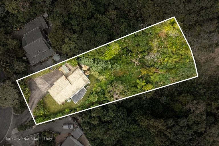 Photo of property in 10 Adams Road, Thornton Bay, Thames, 3575