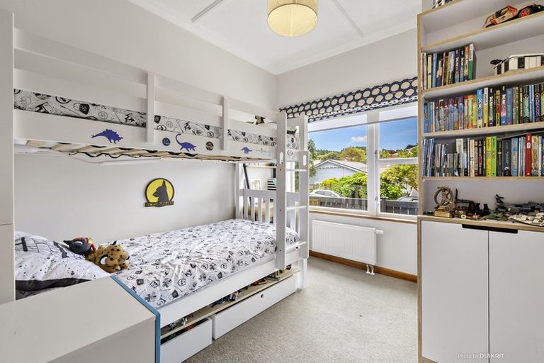 Photo of property in 28 Eden Street, Island Bay, Wellington, 6023