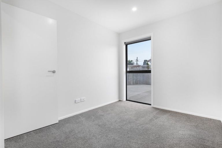 Photo of property in 54c Mako Mako Road, Levin, 5510