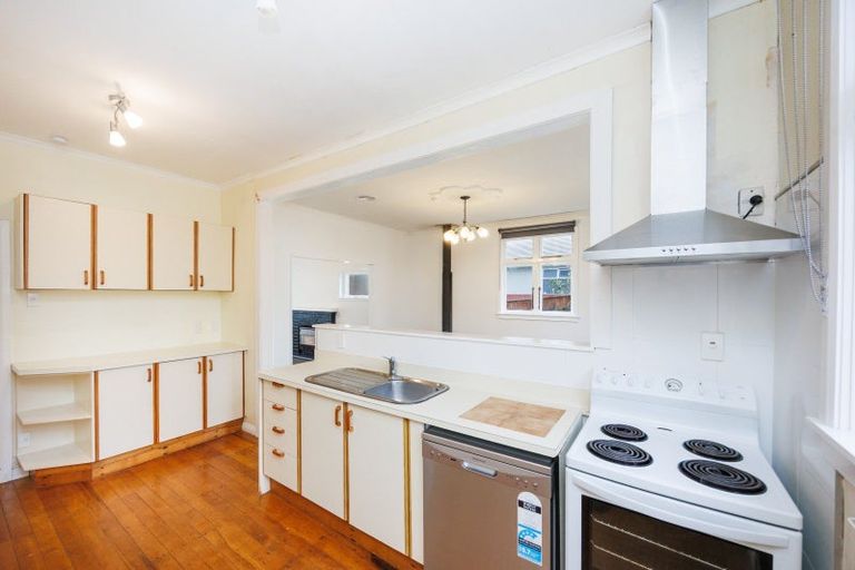 Photo of property in 232 Tremaine Avenue, Highbury, Palmerston North, 4412
