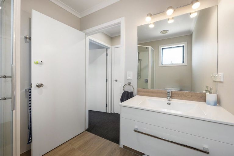Photo of property in 6u5 Church Road, Pukete, Hamilton, 3200