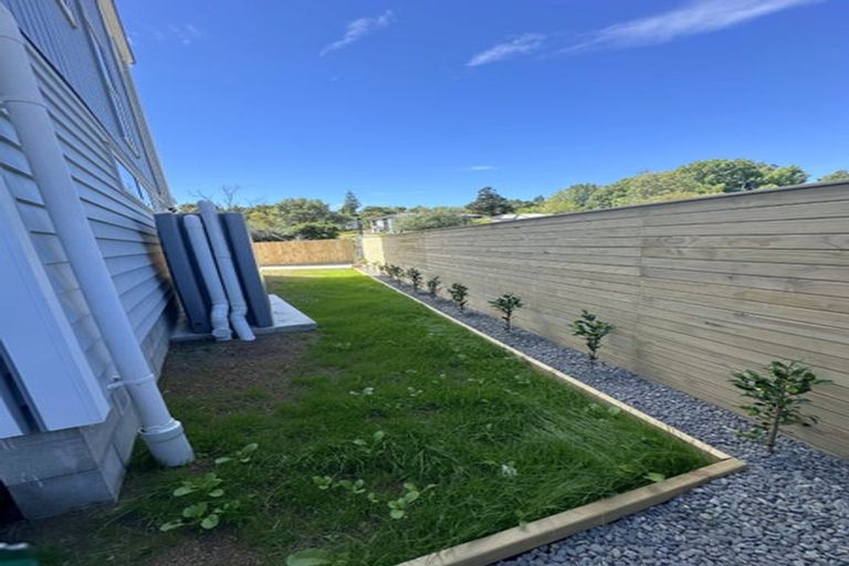 Photo of property in 15a Blenheim Street, Glenfield, Auckland, 0629