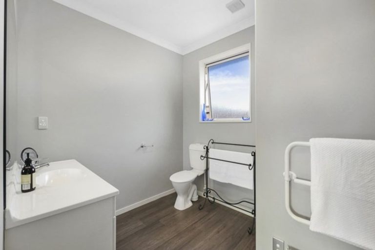 Photo of property in 25 Rochester Crescent, Rolleston, 7614