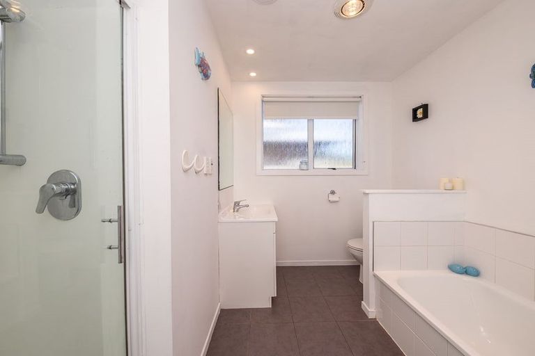 Photo of property in 81 Queen Street, Westport, 7825