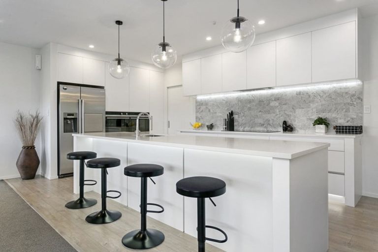 Photo of property in 8 Kotare Grove, Cambridge, 3434