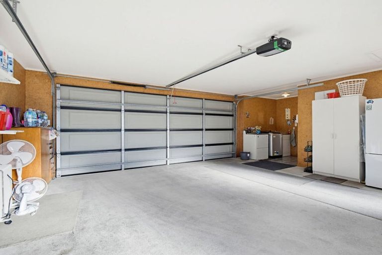 Photo of property in 47 Meridian Grove, Kelvin Grove, Palmerston North, 4414