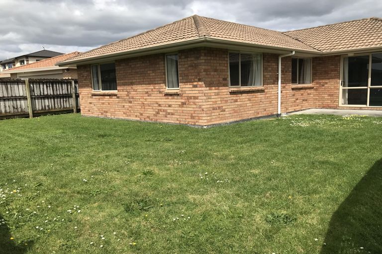 Photo of property in 49 Scotts Field Drive, Takanini, 2112