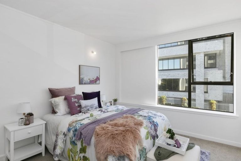 Photo of property in Hobson Court Flats, 22/70u Hobson Street, Thorndon, Wellington, 6011