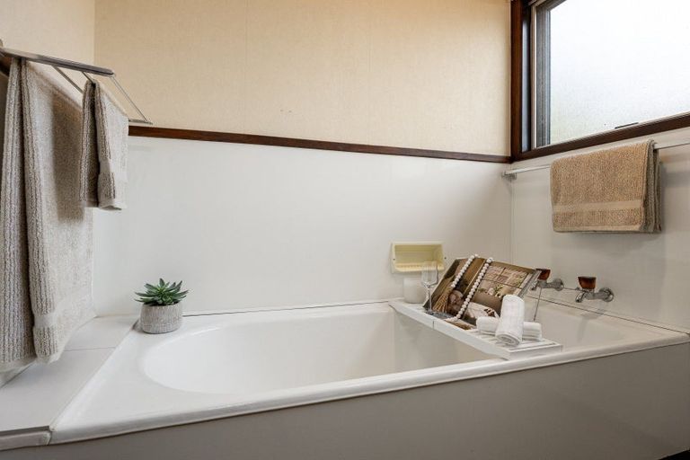 Photo of property in 33 Garthwood Road, Hillcrest, Hamilton, 3216