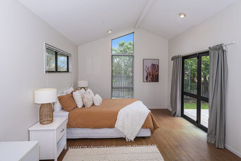 Photo of property in 51 George Point Road, Onerahi, Whangarei, 0110