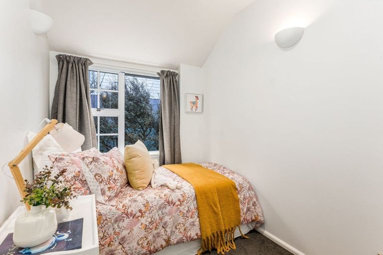 Photo of property in 64 Amritsar Street, Khandallah, Wellington, 6035