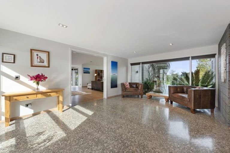 Photo of property in 2 Twin Oaks Drive, Tamahere, Hamilton, 3283