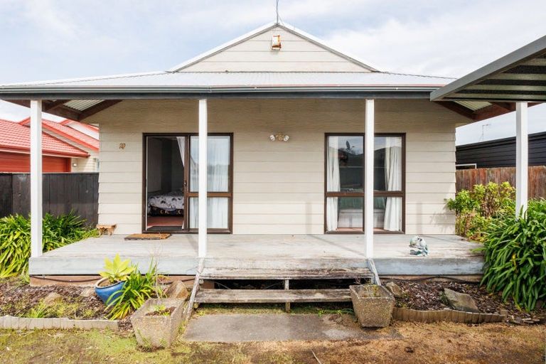 Photo of property in 54 Roy Street, Palmerston North, 4410