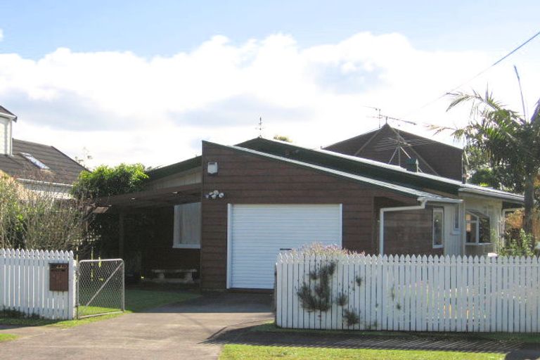 Photo of property in 33b Pine Road, Orewa, 0931