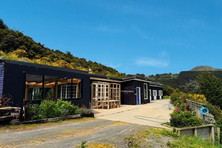 Photo of property in 521 Mount Cargill Road, Mount Cargill, Waitati, 9085