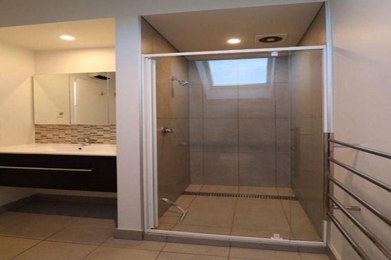 Photo of property in 1036b Colombo Street, St Albans, Christchurch, 8014
