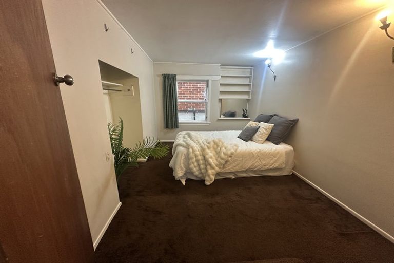 Photo of property in 185 The Terrace, Wellington Central, Wellington, 6011